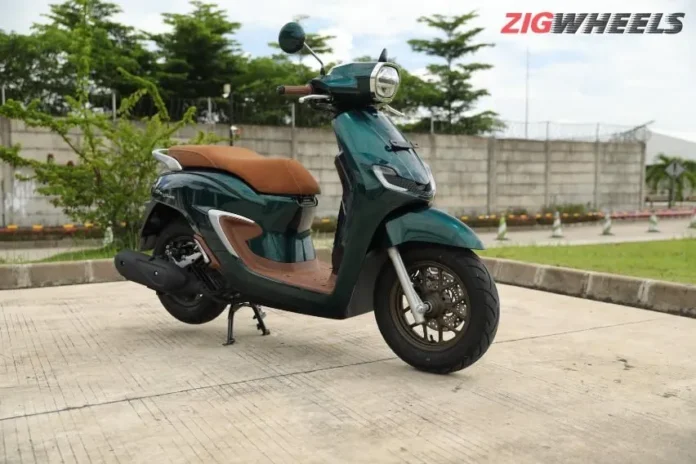 Honda-Stylo-160-6-1