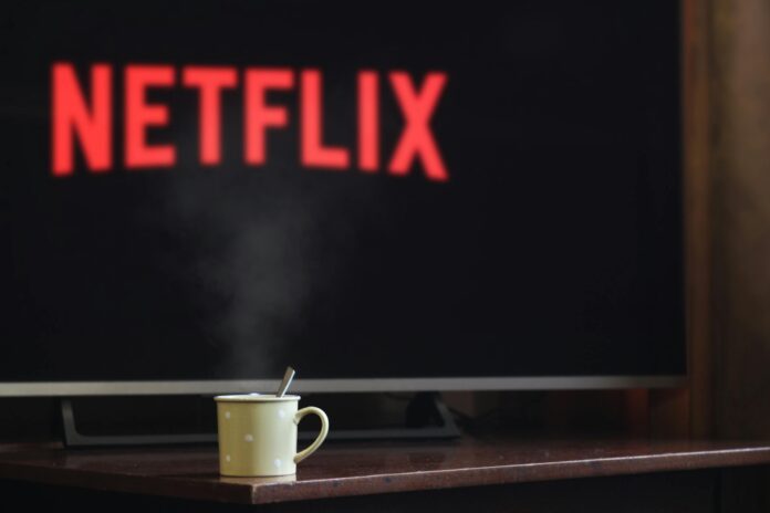 Rekomendasi film Netflix di bulan Mei ini yang seru (source: pexels)